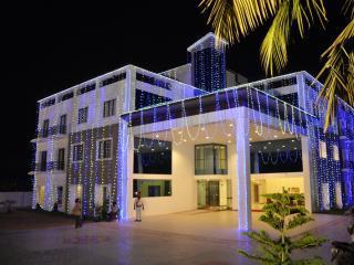 Chandra Royal Inn Velankanni Exterior photo